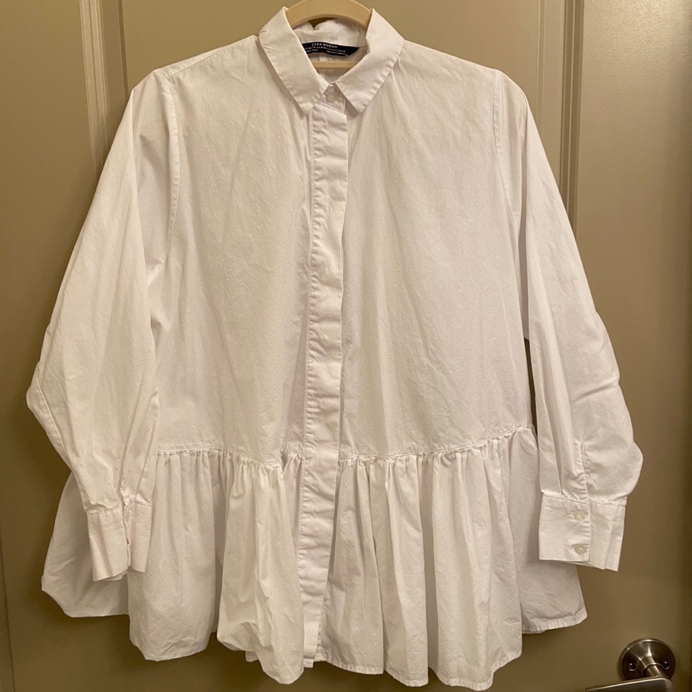 Zara Oversized White Poplin Ruffle Hem Button Down